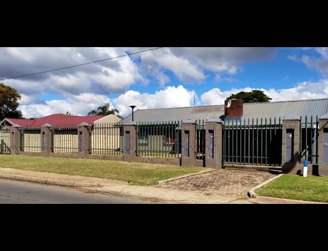 3 BEDROOM PROPERTY TO RENT IN WITPOORTJIE